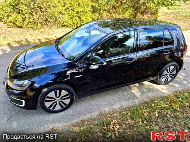 Черный Фольксваген e-Golf, объемом двигателя 85 л и пробегом 124 тыс. км за 10800 $, фото 1 на Automoto.ua