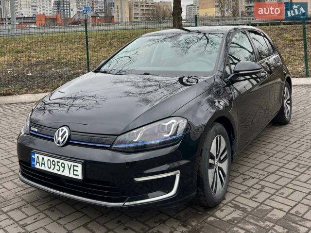 Черный Фольксваген e-Golf, объемом двигателя 0 л и пробегом 118 тыс. км за 9499 $, фото 1 на Automoto.ua