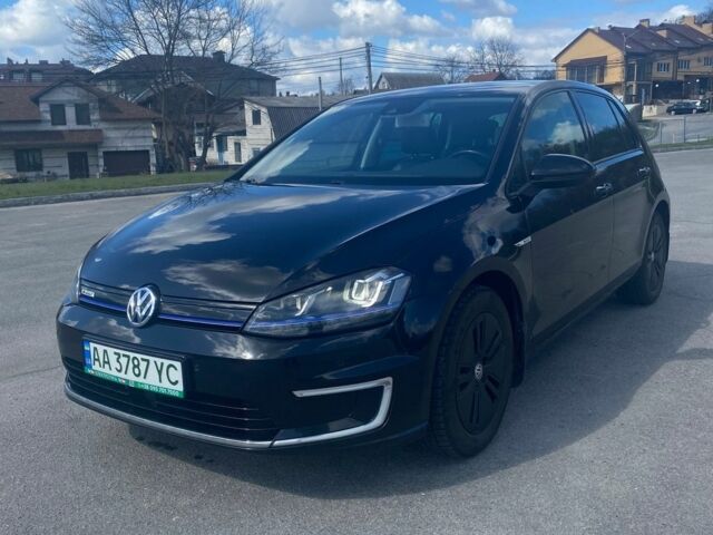 Черный Фольксваген e-Golf, объемом двигателя 0 л и пробегом 99 тыс. км за 10200 $, фото 1 на Automoto.ua