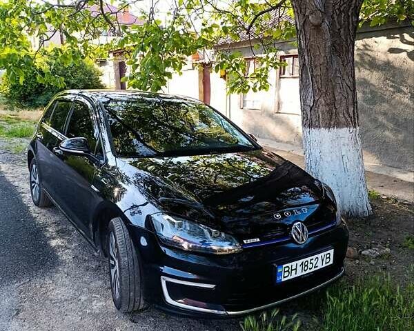 Черный Фольксваген e-Golf, объемом двигателя 0 л и пробегом 170 тыс. км за 8250 $, фото 1 на Automoto.ua