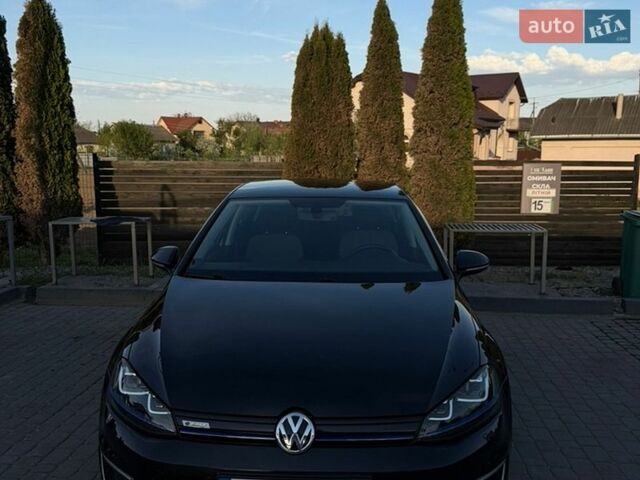 Черный Фольксваген e-Golf, объемом двигателя 0 л и пробегом 99 тыс. км за 8700 $, фото 1 на Automoto.ua