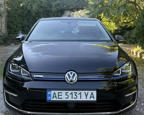 Чорний Фольксваген e-Golf, об'ємом двигуна 0 л та пробігом 140 тис. км за 10000 $, фото 1 на Automoto.ua