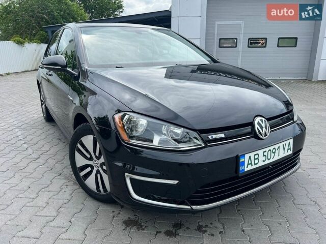 Черный Фольксваген e-Golf, объемом двигателя 0 л и пробегом 121 тыс. км за 7999 $, фото 1 на Automoto.ua