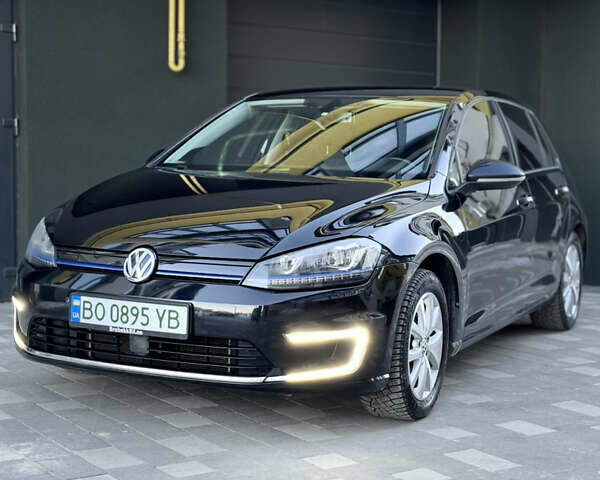 Черный Фольксваген e-Golf, объемом двигателя 0 л и пробегом 159 тыс. км за 8200 $, фото 1 на Automoto.ua