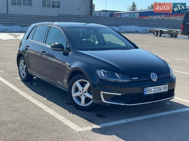 Чорний Фольксваген e-Golf, об'ємом двигуна 0 л та пробігом 129 тис. км за 8900 $, фото 1 на Automoto.ua