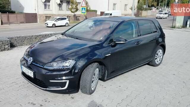Чорний Фольксваген e-Golf, об'ємом двигуна 0 л та пробігом 82 тис. км за 11711 $, фото 1 на Automoto.ua