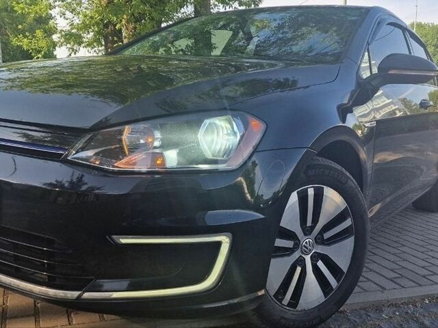 Чорний Фольксваген e-Golf, об'ємом двигуна 0 л та пробігом 109 тис. км за 7300 $, фото 1 на Automoto.ua