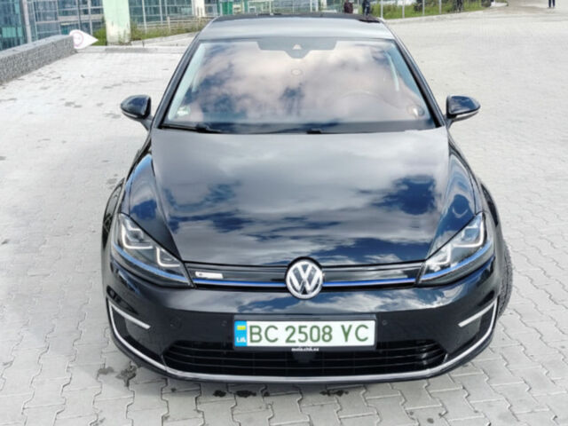 Черный Фольксваген e-Golf, объемом двигателя 0 л и пробегом 93 тыс. км за 9400 $, фото 1 на Automoto.ua