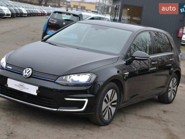 Черный Фольксваген e-Golf, объемом двигателя 0 л и пробегом 134 тыс. км за 8700 $, фото 1 на Automoto.ua
