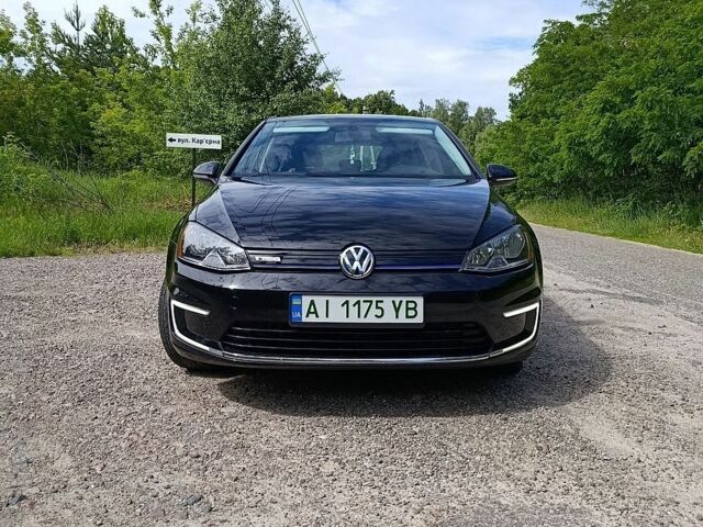 Черный Фольксваген e-Golf, объемом двигателя 0 л и пробегом 162 тыс. км за 8700 $, фото 1 на Automoto.ua