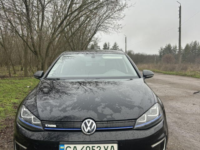 Чорний Фольксваген e-Golf, об'ємом двигуна 0 л та пробігом 162 тис. км за 9200 $, фото 1 на Automoto.ua