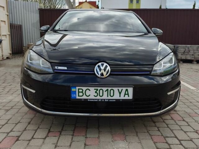 Черный Фольксваген e-Golf, объемом двигателя 0 л и пробегом 70 тыс. км за 9300 $, фото 1 на Automoto.ua