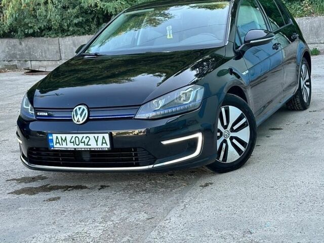 Черный Фольксваген e-Golf, объемом двигателя 0 л и пробегом 140 тыс. км за 8999 $, фото 1 на Automoto.ua