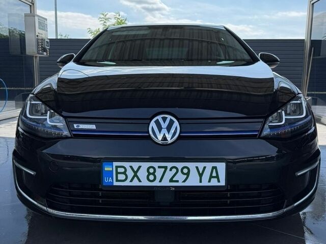 Чорний Фольксваген e-Golf, об'ємом двигуна 0 л та пробігом 121 тис. км за 9600 $, фото 1 на Automoto.ua