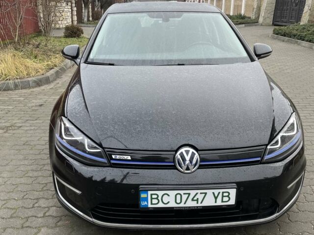 Черный Фольксваген e-Golf, объемом двигателя 0 л и пробегом 128 тыс. км за 9000 $, фото 1 на Automoto.ua