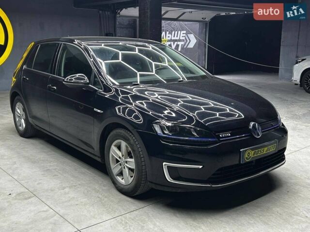 Чорний Фольксваген e-Golf, об'ємом двигуна 0 л та пробігом 95 тис. км за 10800 $, фото 1 на Automoto.ua