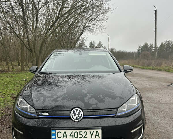 Черный Фольксваген e-Golf, объемом двигателя 0 л и пробегом 162 тыс. км за 9200 $, фото 1 на Automoto.ua
