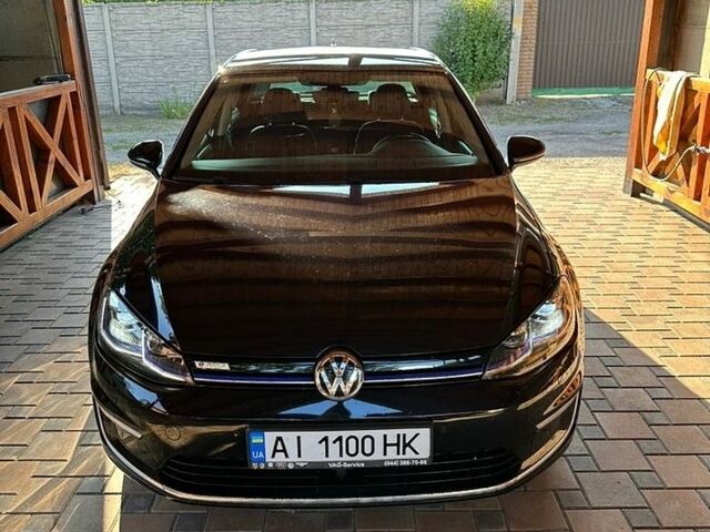 Черный Фольксваген e-Golf, объемом двигателя 0 л и пробегом 137 тыс. км за 12500 $, фото 1 на Automoto.ua