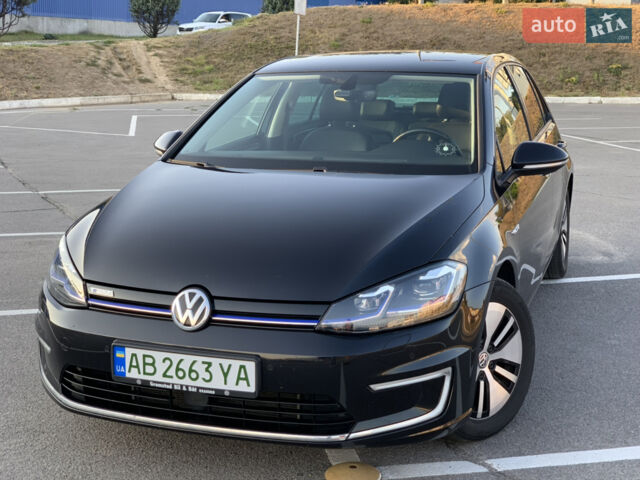 Чорний Фольксваген e-Golf, об'ємом двигуна 0 л та пробігом 141 тис. км за 13000 $, фото 1 на Automoto.ua