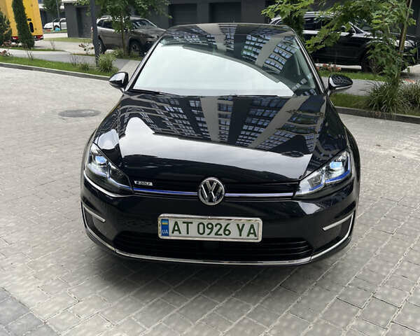 Черный Фольксваген e-Golf, объемом двигателя 0 л и пробегом 142 тыс. км за 13200 $, фото 1 на Automoto.ua