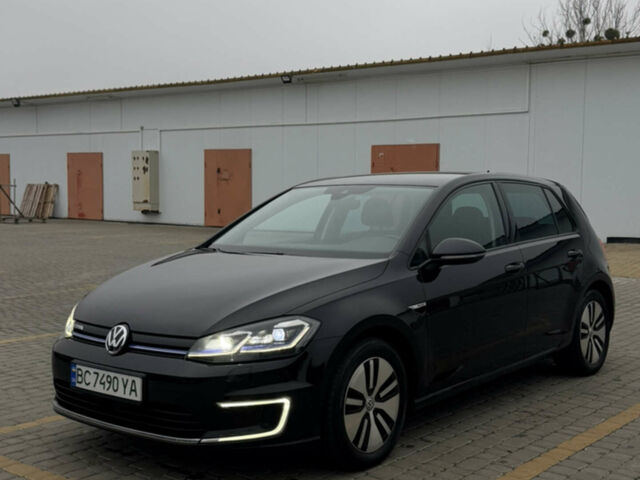 Чорний Фольксваген e-Golf, об'ємом двигуна 0 л та пробігом 141 тис. км за 15000 $, фото 1 на Automoto.ua