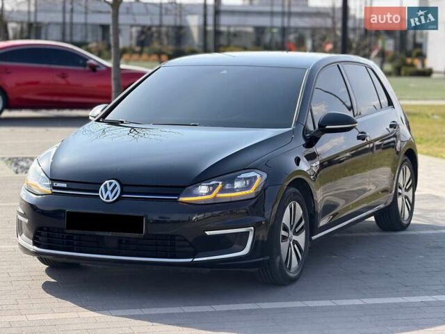 Черный Фольксваген e-Golf, объемом двигателя 0 л и пробегом 159 тыс. км за 12550 $, фото 1 на Automoto.ua