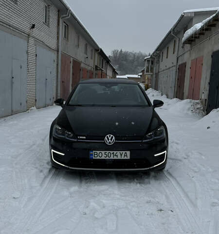 Черный Фольксваген e-Golf, объемом двигателя 0 л и пробегом 207 тыс. км за 10999 $, фото 1 на Automoto.ua