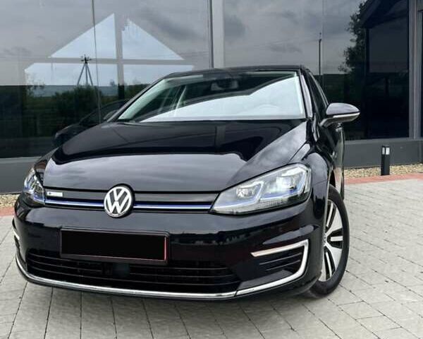 Черный Фольксваген e-Golf, объемом двигателя 0 л и пробегом 74 тыс. км за 14300 $, фото 1 на Automoto.ua