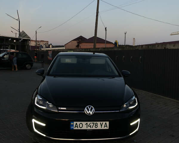 Черный Фольксваген e-Golf, объемом двигателя 0 л и пробегом 75 тыс. км за 13000 $, фото 1 на Automoto.ua