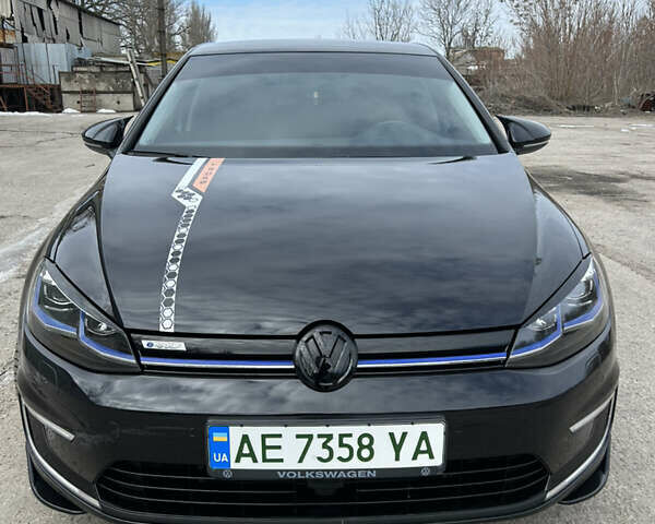 Чорний Фольксваген e-Golf, об'ємом двигуна 0 л та пробігом 87 тис. км за 11499 $, фото 1 на Automoto.ua