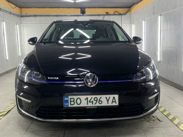 Черный Фольксваген e-Golf, объемом двигателя 0 л и пробегом 130 тыс. км за 14500 $, фото 1 на Automoto.ua