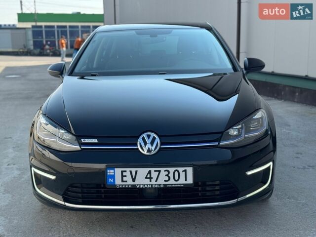 Черный Фольксваген e-Golf, объемом двигателя 0 л и пробегом 110 тыс. км за 12800 $, фото 1 на Automoto.ua