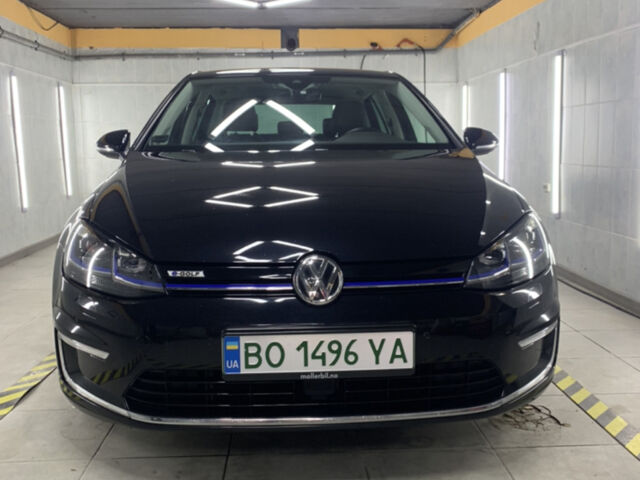 Черный Фольксваген e-Golf, объемом двигателя 0 л и пробегом 130 тыс. км за 14800 $, фото 1 на Automoto.ua