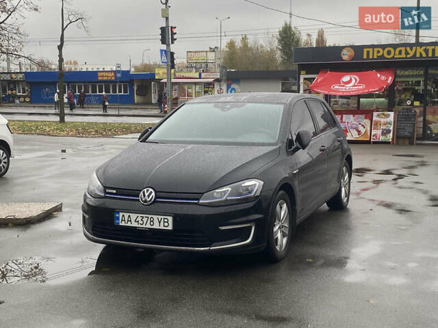 Черный Фольксваген e-Golf, объемом двигателя 0 л и пробегом 242 тыс. км за 12500 $, фото 1 на Automoto.ua