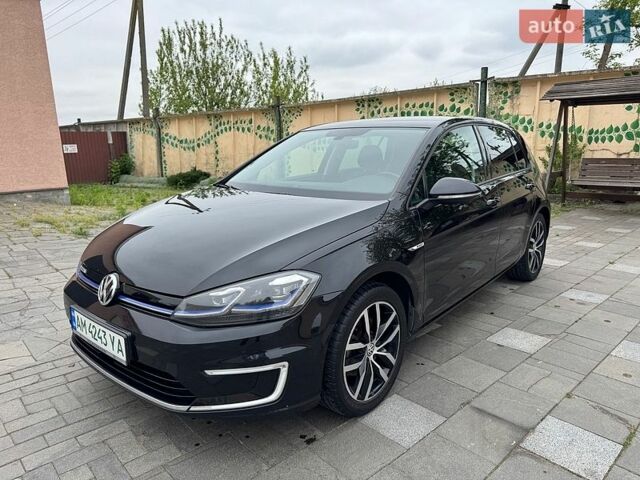 Черный Фольксваген e-Golf, объемом двигателя 0 л и пробегом 105 тыс. км за 14300 $, фото 1 на Automoto.ua