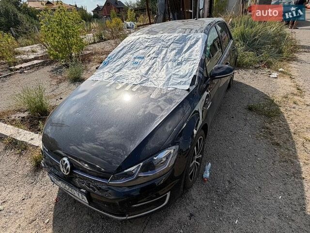 Чорний Фольксваген e-Golf, об'ємом двигуна 0 л та пробігом 130 тис. км за 4000 $, фото 1 на Automoto.ua