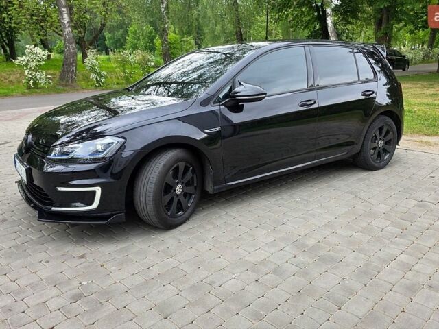Чорний Фольксваген e-Golf, об'ємом двигуна 0 л та пробігом 159 тис. км за 12350 $, фото 1 на Automoto.ua