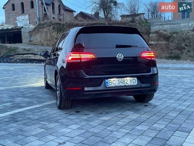 Черный Фольксваген e-Golf, объемом двигателя 0 л и пробегом 140 тыс. км за 13750 $, фото 1 на Automoto.ua