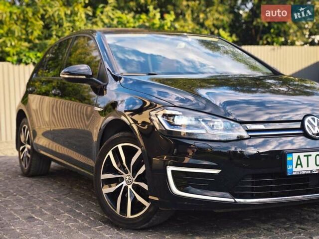 Черный Фольксваген e-Golf, объемом двигателя 0 л и пробегом 51 тыс. км за 18900 $, фото 1 на Automoto.ua