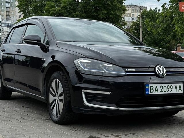 Черный Фольксваген e-Golf, объемом двигателя 0 л и пробегом 190 тыс. км за 13200 $, фото 1 на Automoto.ua