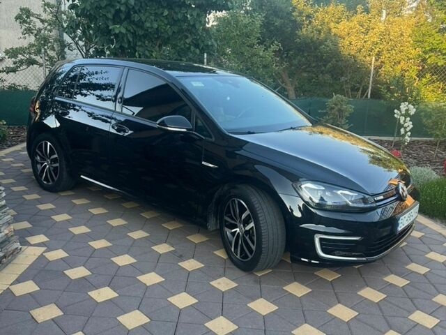 Чорний Фольксваген e-Golf, об'ємом двигуна 0 л та пробігом 86 тис. км за 16300 $, фото 1 на Automoto.ua