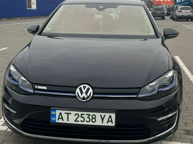 Черный Фольксваген e-Golf, объемом двигателя 0 л и пробегом 84 тыс. км за 17000 $, фото 1 на Automoto.ua