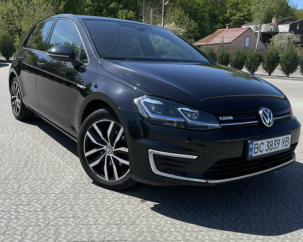 Чорний Фольксваген e-Golf, об'ємом двигуна 0 л та пробігом 104 тис. км за 15300 $, фото 1 на Automoto.ua