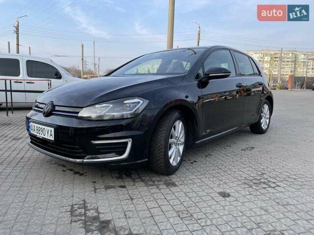 Черный Фольксваген e-Golf, объемом двигателя 0 л и пробегом 131 тыс. км за 16000 $, фото 1 на Automoto.ua