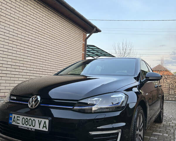 Чорний Фольксваген e-Golf, об'ємом двигуна 0 л та пробігом 36 тис. км за 21400 $, фото 1 на Automoto.ua