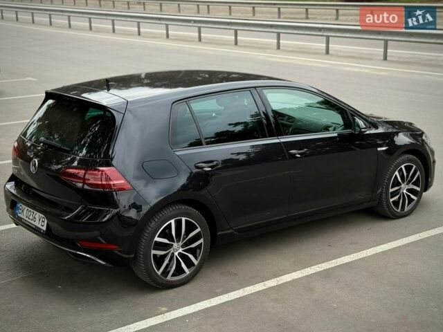 Чорний Фольксваген e-Golf, об'ємом двигуна 0 л та пробігом 81 тис. км за 13800 $, фото 1 на Automoto.ua