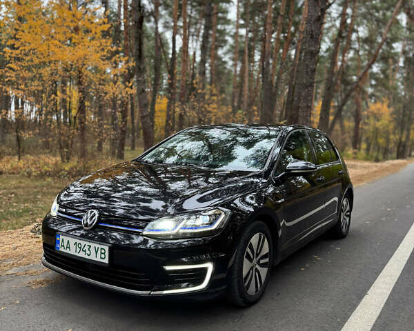 Черный Фольксваген e-Golf, объемом двигателя 0 л и пробегом 125 тыс. км за 15250 $, фото 1 на Automoto.ua