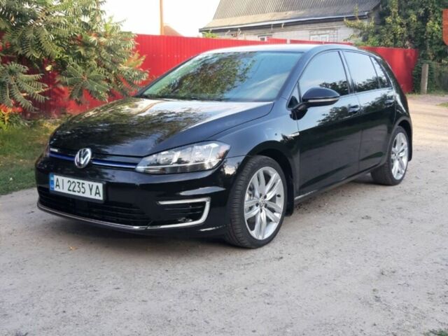 Черный Фольксваген e-Golf, объемом двигателя 0 л и пробегом 75 тыс. км за 12850 $, фото 1 на Automoto.ua