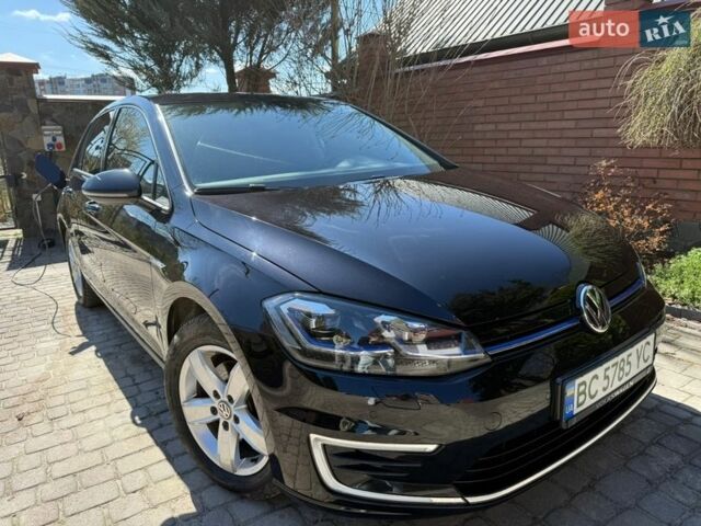 Черный Фольксваген e-Golf, объемом двигателя 0 л и пробегом 94 тыс. км за 14900 $, фото 1 на Automoto.ua