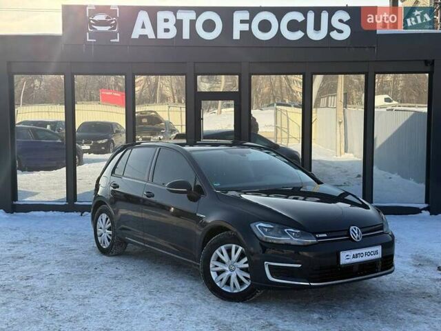 Черный Фольксваген e-Golf, объемом двигателя 0 л и пробегом 135 тыс. км за 14490 $, фото 1 на Automoto.ua